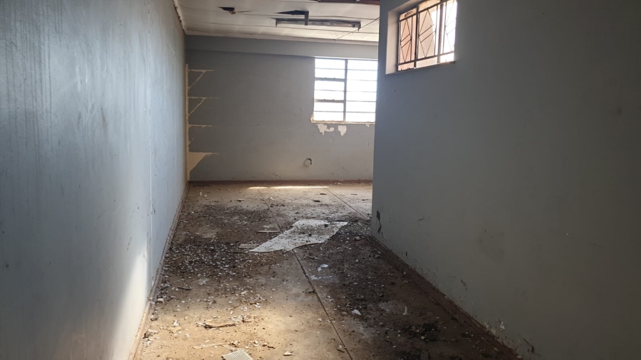 To Let commercial Property for Rent in Oranjesig Free State